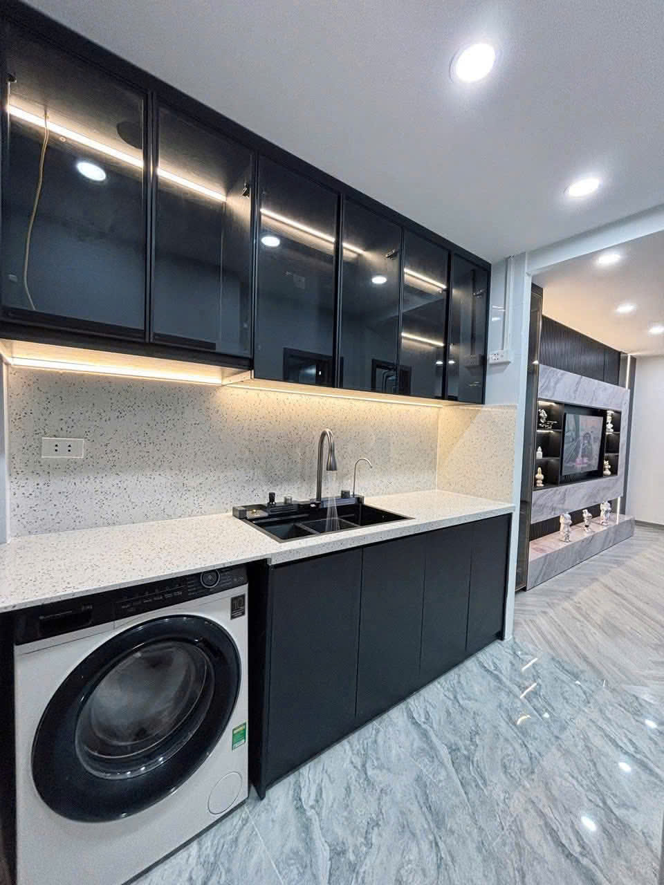 CẦN BÁN CĂN HỘ TẬP THỂ MẶT PHỐ THI SÁCH - TRẦN XUÂN SOẠN, HBT, 75M2, FULL NỘI THẤT - VỀ Ơ NGAY - - Ảnh 4