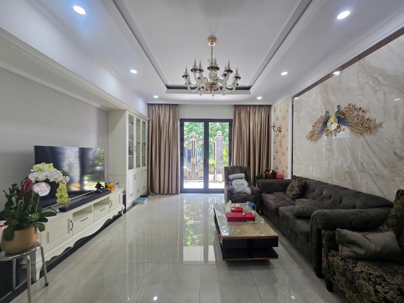 Bán Nhà 4 Tầng, 85m2, Đường Nguyễn Kiệm, Gò Vấp - Chỉ 8.35 Tỷ! - Ảnh chính