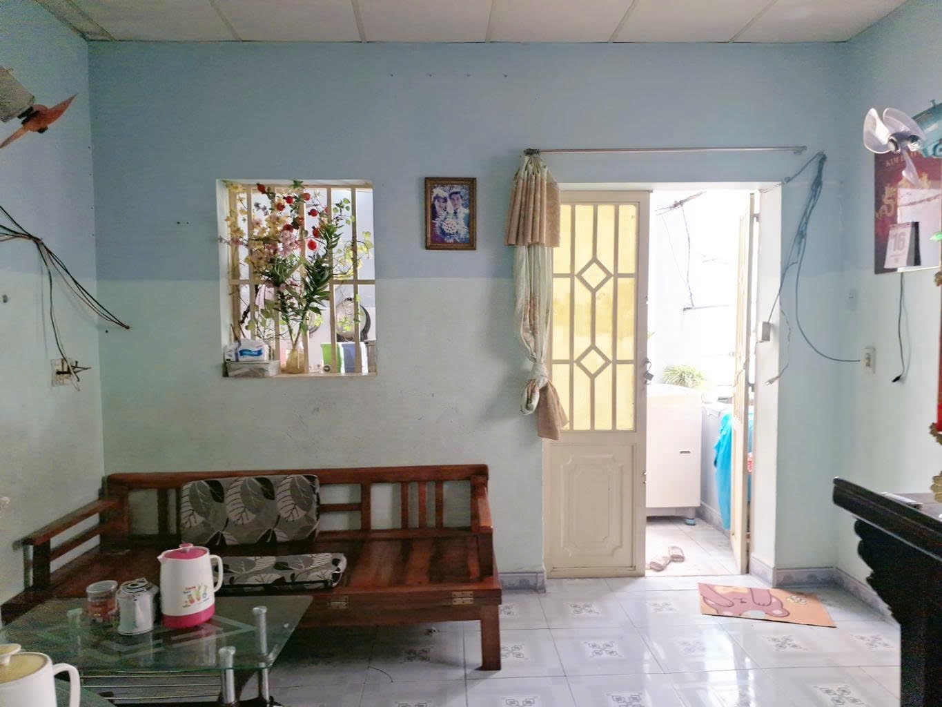 NHÀ QUẬN 7 <br>+ Kết Cấu Nhà: MT Đang Kinh Doanh gồm trệt, lầu, ST, gồm 2PN, 2WC, Sân Thượng, Bếp, - Ảnh 2