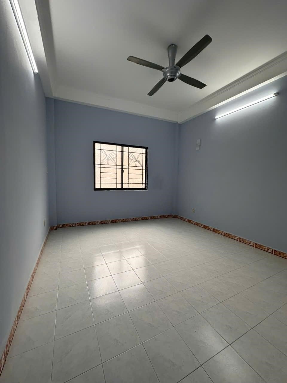 Bán nhà MT Nguyễn Chí Thanh - Đỗ Ngọc Thạnh, 5 tầng, vuông vức, nhà mới giá chỉ 16,5 tỷ - Ảnh 1