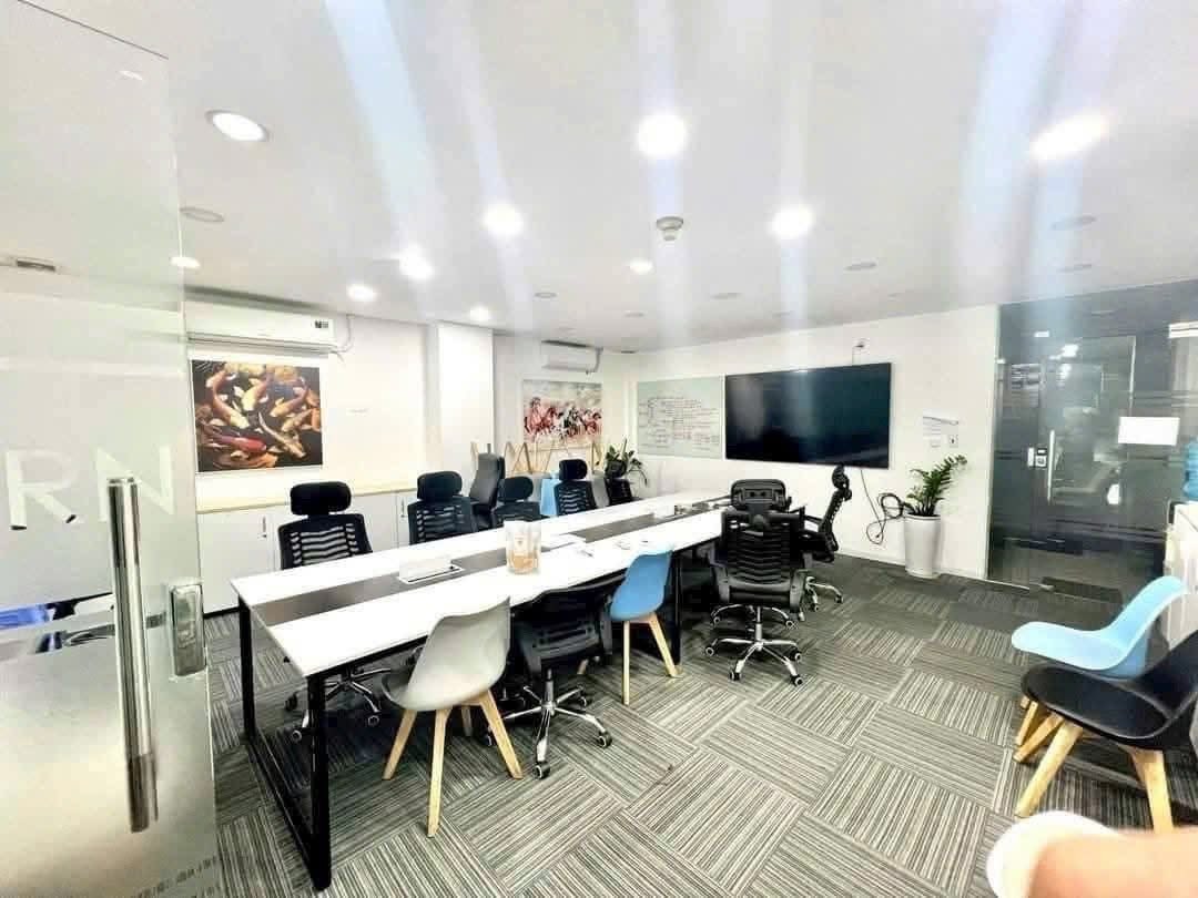 BÁN TOÀ NHÀ VĂN PHÒNG PHÚ NHUẬN- DTHU 80TRIỆU/THÁNG - DT 90M2(6mX15m)- 7 TẦNG HẦM - THANG MÁY - GIÁ - Ảnh 1