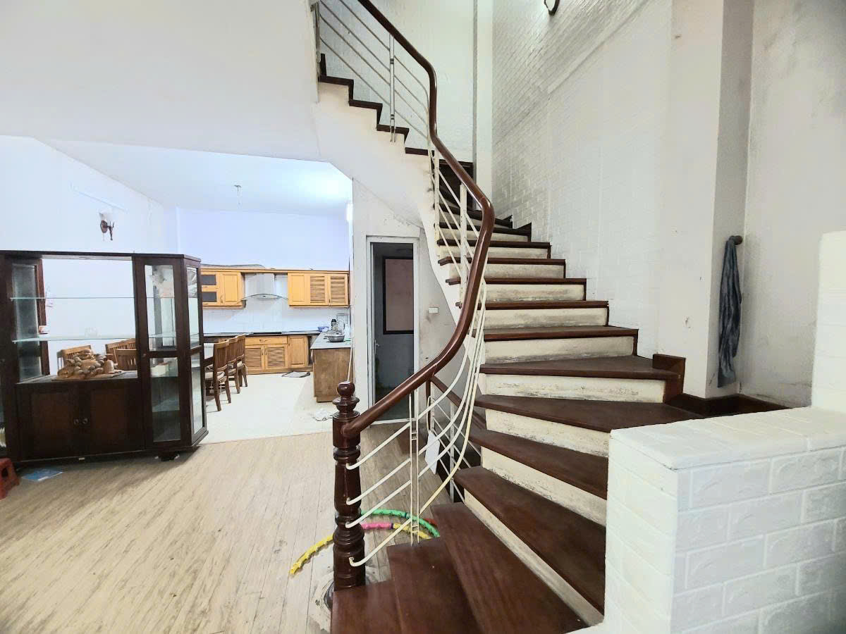 BÁN NHÀ PHÂN LÔ LẠC TRUNG, ĐƯỜNG 2 Ô TÔ TRÁNH, MẶT TIỀN 5.4M  70M2, 22.3 TỶ - Ảnh 3