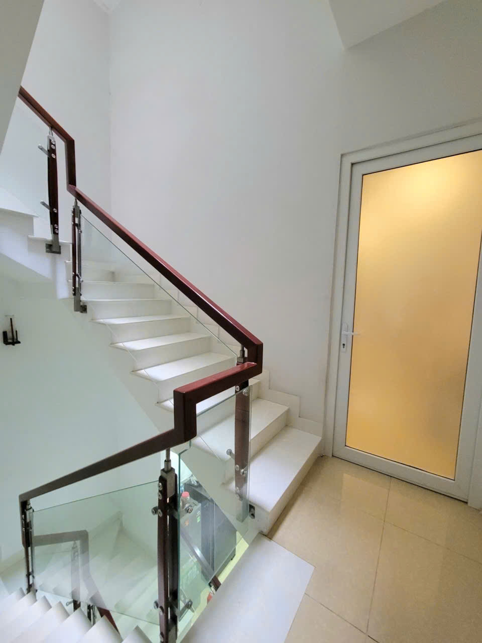 BÁN NHÀ ĐẸP CHÍNH CHỦ - ĐIỆN BIÊN PHỦ - P17 BÌNH THẠNH - 4 TẦNG BTCT - 4PN LỚN - GẤP BÁN - 13.5 TỶ - Ảnh chính