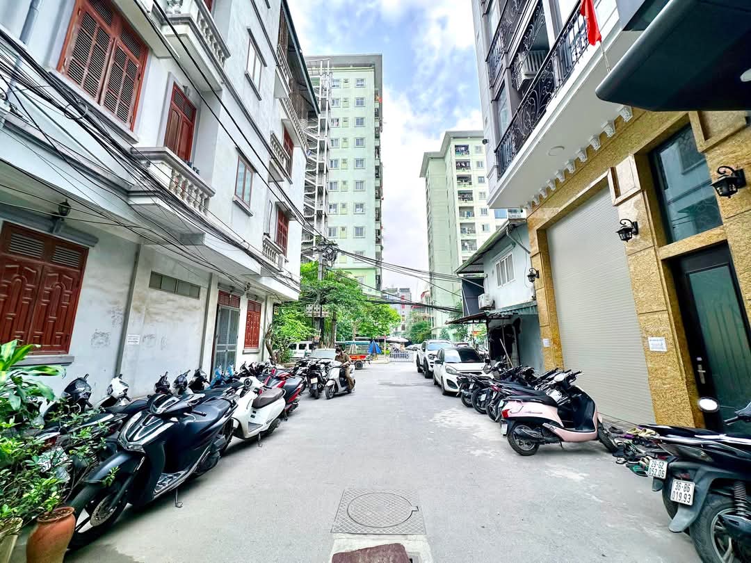 BÁN NHÀ RIÊNG ĐƯỜNG NGUYỄN XIỂN THANH XUÂN, PHÂN LÔ Ô TÔ 9 TẦNG KINH DOANH. DT 51M2 GIÁ 27.5 TỶ - Ảnh chính