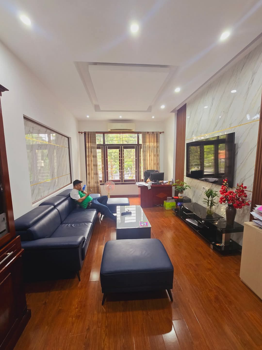 BÁN NHÀ ĐƯỜNG NGUYỄN VĂN HUYÊN CẦU GIẤY, PHÂN LÔ Ô TÔ TRÁNH KINH DOANH. DT 66M2 X5 TẦNG GIÁ 26.5 TỶ - Ảnh 2
