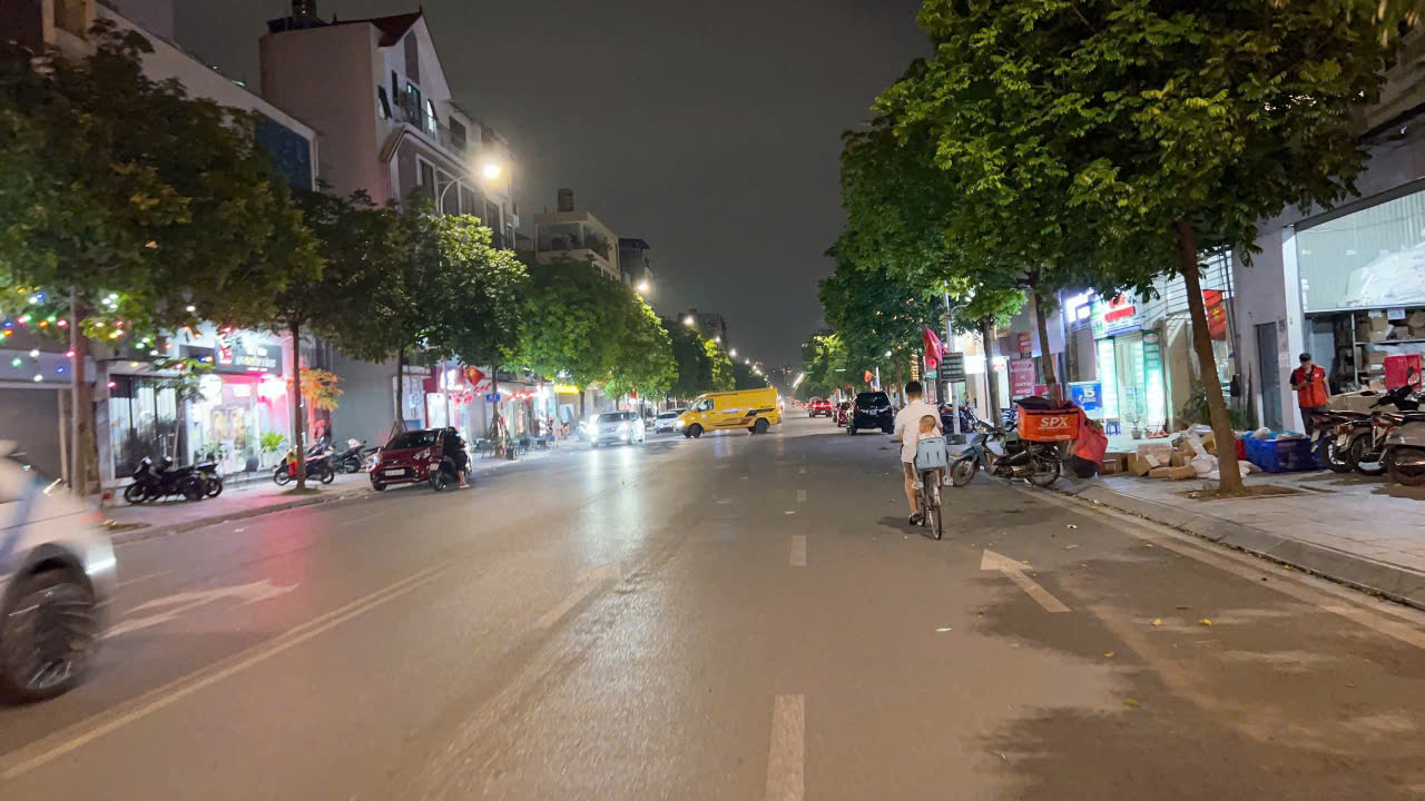 CẦN BÁN MẢNH ĐẤT VÀNG, THÔNG SỐ ĐẸP NGỌC THỤY 55M, MT 6.2M, LÔ GÓC, NỞ HẬU, Ô TÔ VÀO ĐẤT. - Ảnh 1