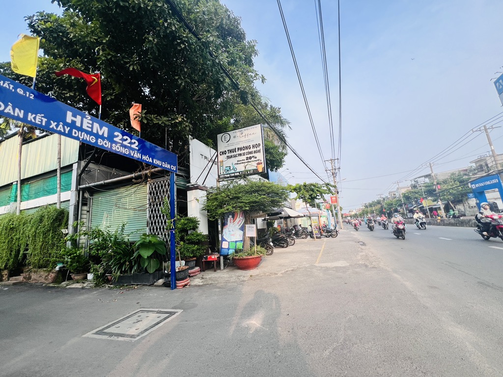 🚗 NHÀ LÔ GÓC 2 CĂN – PHAN VĂN HỚN, Q12 – HẺM XE HƠI – VỪA Ở VỪA CHO THUÊ – CHỈ 5.6 TỶ‼️ - Ảnh chính