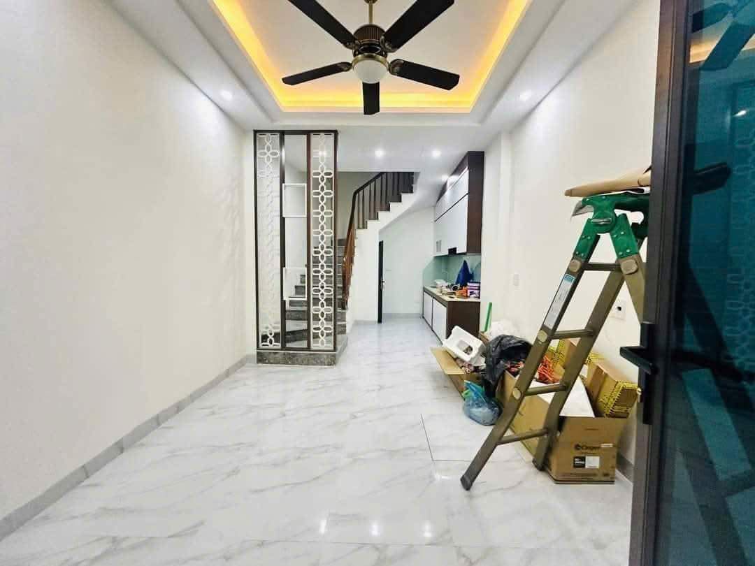 SỐC-BÁN NHÀ KIM CHUNG, HOÀI ĐỨC-30M-3 NGỦ-MẶT TIỀN 3,7M- VÀI BƯỚC Ô TÔ QUA NHÀ-GIÁ CHỈ 3,9 TỶ - Ảnh chính