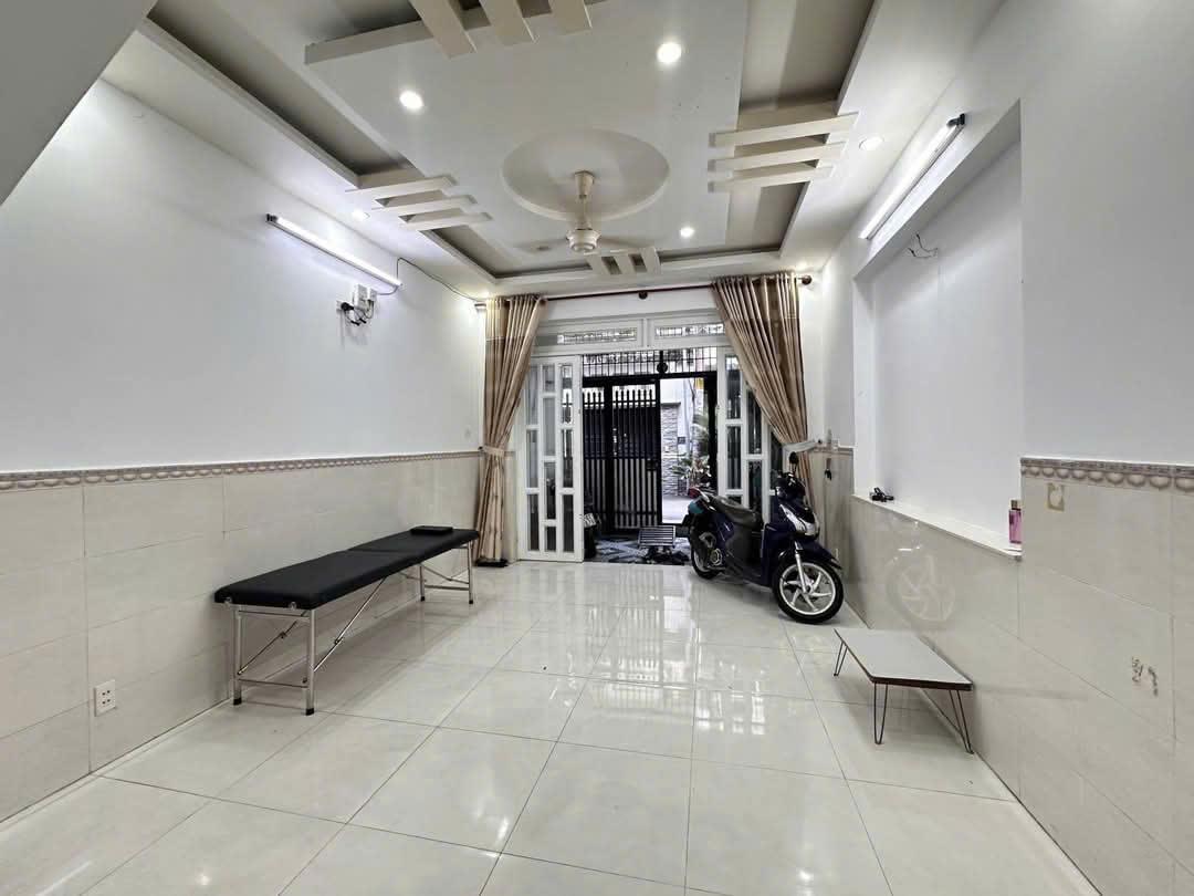 --Bán nhà HXH hẻm 80 Ba Vân, p14, quận Tân Bình; (4*17,5) 3 tầng; 9,9 tỷ - Ảnh chính
