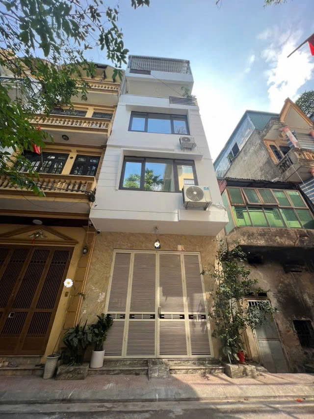 NHÀ ĐẸP PHÂN LÔ KINH DOANH NGÕ Ô TÔ CHÁNH ngọc Lâm 48m2,X 5 tầng, mặt tiền 4.5m, 14 tỷ Long Biên. - Ảnh chính
