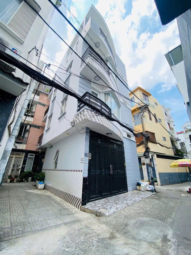 GIÁ MỀM NHẤT QUẬN PHÚ NHUẬN - Phan Đăng Lưu 7.85 tỷ -DTCN 39m DTXD 31m (6 x 7)-Kết cấu: trệt 3 lầu - Ảnh chính