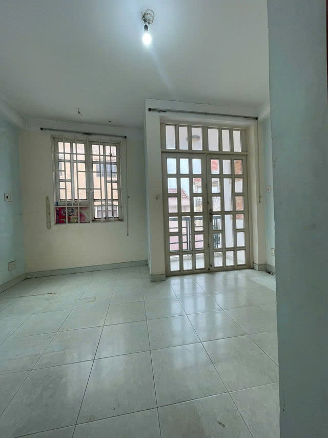GIÁ MỀM NHẤT QUẬN PHÚ NHUẬN : (P.11) Nguyễn Đình Chính : 6.15 tỷ - TRUNG TÂM PHÚ NHUẬN - NGAY HUỲNH - Ảnh 4