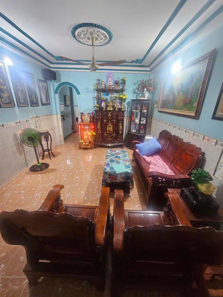 BÁN NHÀ GẦN GÒ DẦU, QUẬN TÂN PHÚ, HẺM XE HƠI, 68M2, NHỈNH 5 TỶ - Ảnh 2