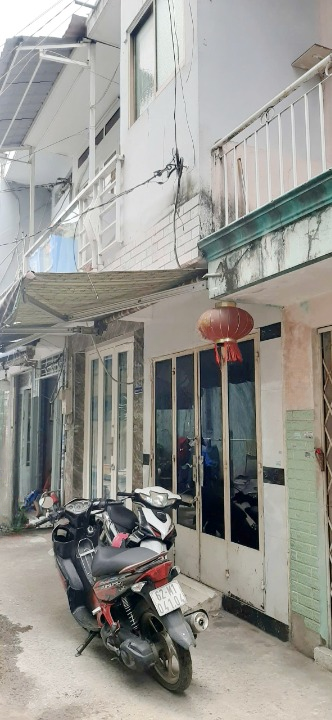 Nhà 2 tầng hẻm 3,5m thẳng đường Bông Sao P5Q8. Giá 2,58 tỷ TL - Ảnh chính