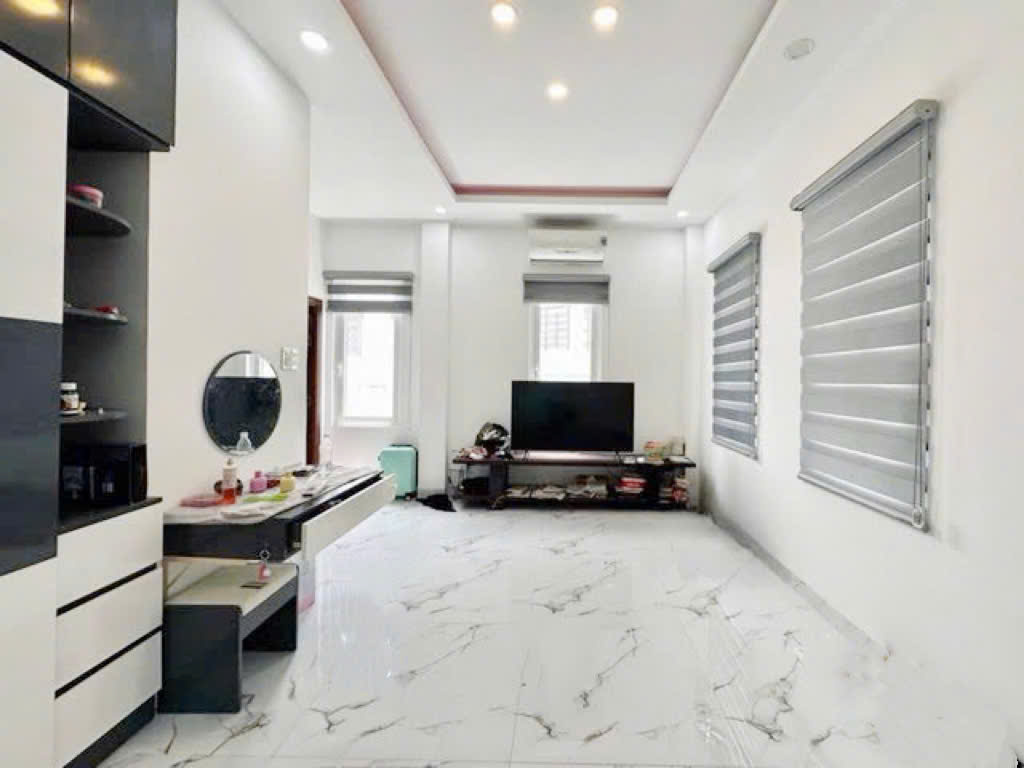 54m2 - 1<br> 54m2 - 3<br> 54m2 - 4<br> 54m2 - 5<br> 54m2 - 6<br> <br> Nhà Mới 3 Tầng ngay chợ vườn lài, Xe Hơi - Ảnh 4