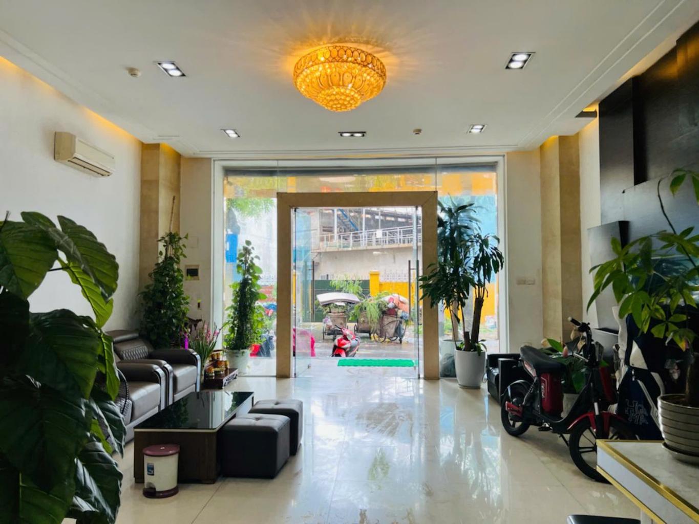 Tòa building 9 tầng mặt phố Hoàng Văn Thái - vỉa hè rộng - KD siêu đỉnh - 145m chỉ 45 tỷ - Ảnh 2