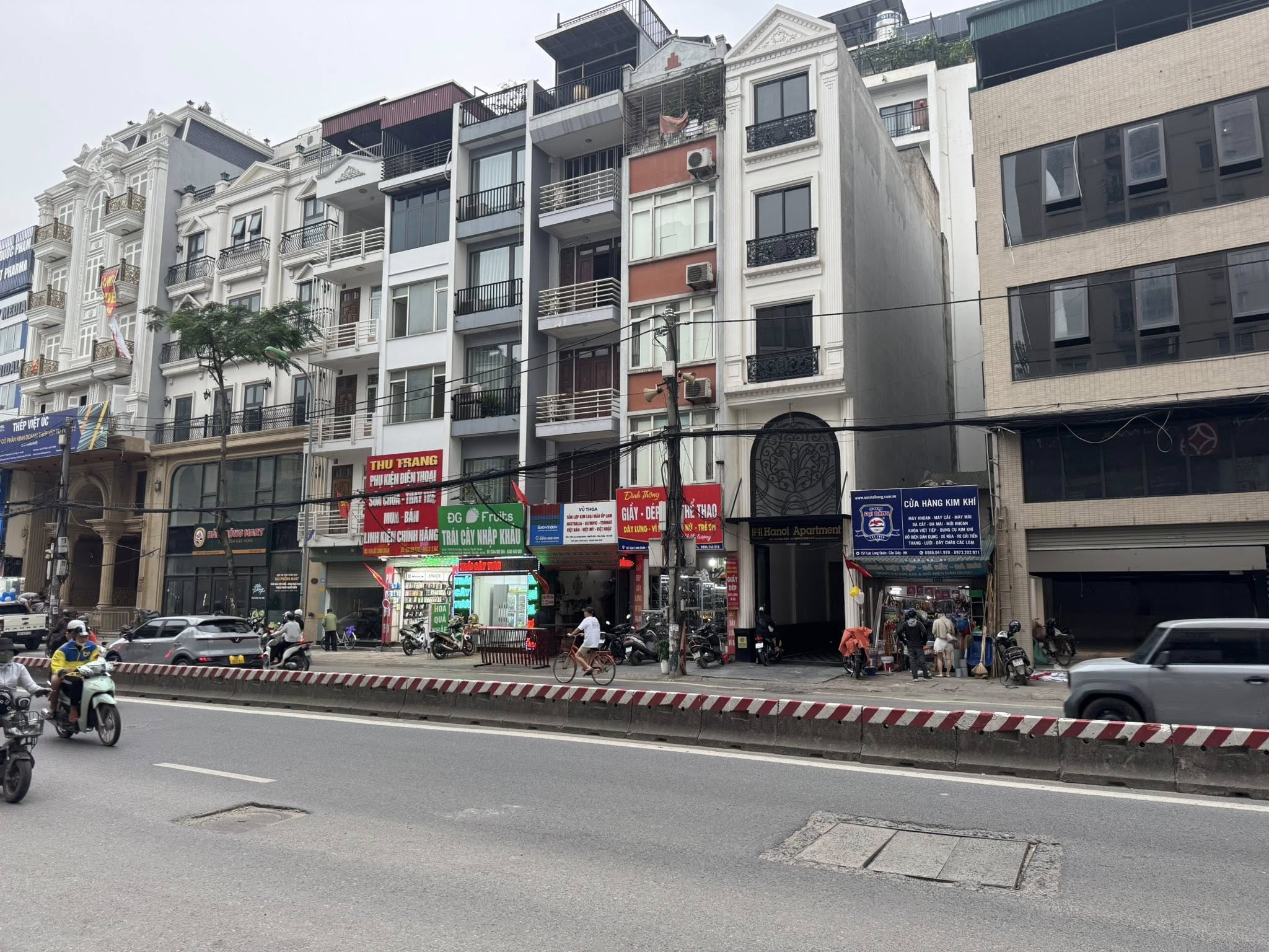 VỊ TRÍ ĐẮC ĐỊA - Mặt Phố Lạc Long Quân, Cầu Giấy 140/151m, 5Tầng, MT 7.1m 88 Tỷ - Ảnh chính