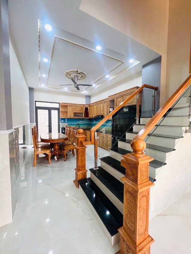 GIÁ MỀM NHẤT TÂN PHÚ:  (P.Hiệp Tân) Tô Hiệu - 9.8 tỷ - NHÀ ĐẸP KHU PHÂN LÔ VIP TÔ HIỆU - HÒA BÌNH - - Ảnh 1