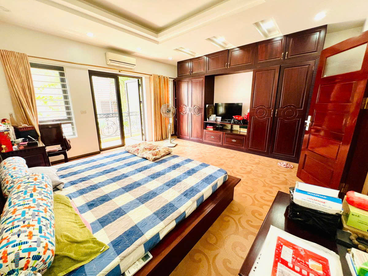 NAHF ĐẸP NGÕ THÔNG Ô TO VÀO NHÀ Bồ Đề 106m2,X  5 tầng, mặt tiền 4m,30 tỷ Long Biên. - Ảnh 2