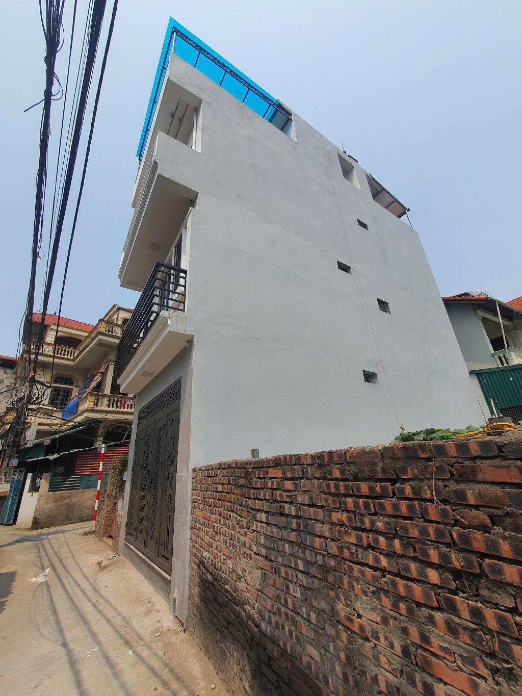 NHÀ ĐẸP NGÕ RỘNG 50m2, 4 TẦNG – DÂN XÂY CHẮC CHẮN – Ô TÔ QUA CỬA – GẦN HỒ MÁT MẺ - Ảnh 1