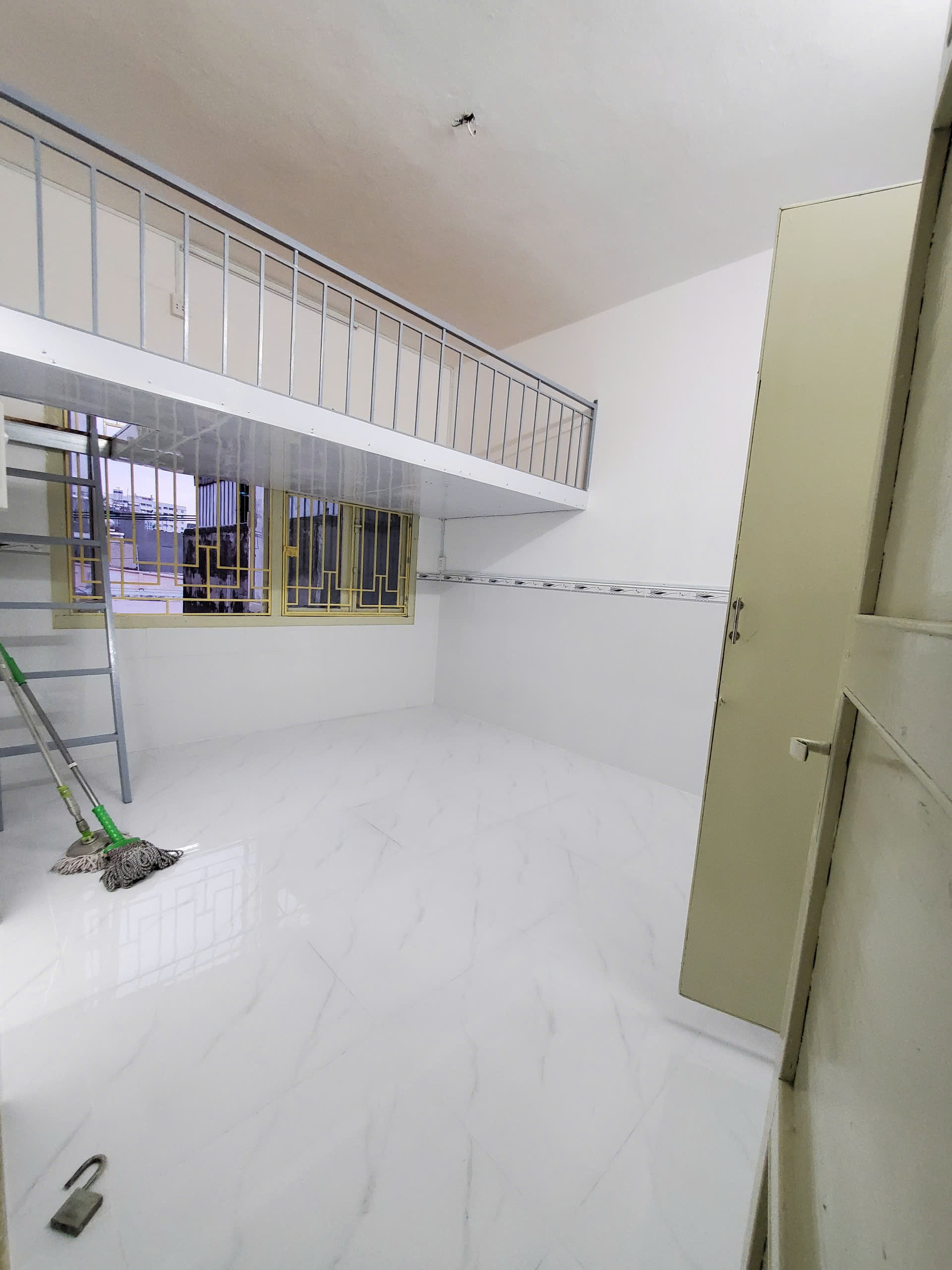 HÓT- CẦN BÁN CĂN HỘ CHUNG CƯ 40M2 CƯ XÁ ĐIỆN LỰC PHƯỜNG TRƯỜNG THỌ - TP THỦ ĐỨC - TP HỒ CHÍ MINH - Ảnh chính