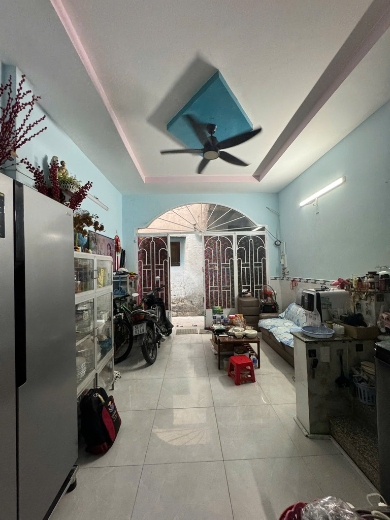 Bán nhà gần Aeon Tân Phú, chợ Tân Hương, Tân Phú, 4x7 - 2 tầng, chỉ hơn 2 tỷ - Ảnh 1