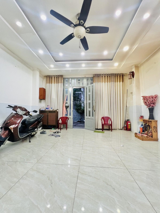 Bán nhà 62m2 2T 5x13m2 đường Gò Dầu, TP gần chợ Tân Hương giá chỉ 5 tỷ xx - Ảnh 1