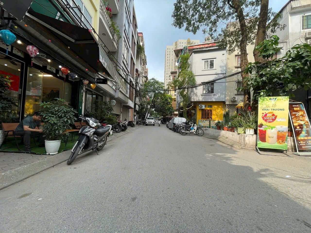 PL NGUYỄN CHÁNH - Ô TÔ - KINH DOANH DT 54m2 3 tầng MT 4.2m Giá 23 tỷ - Ảnh chính