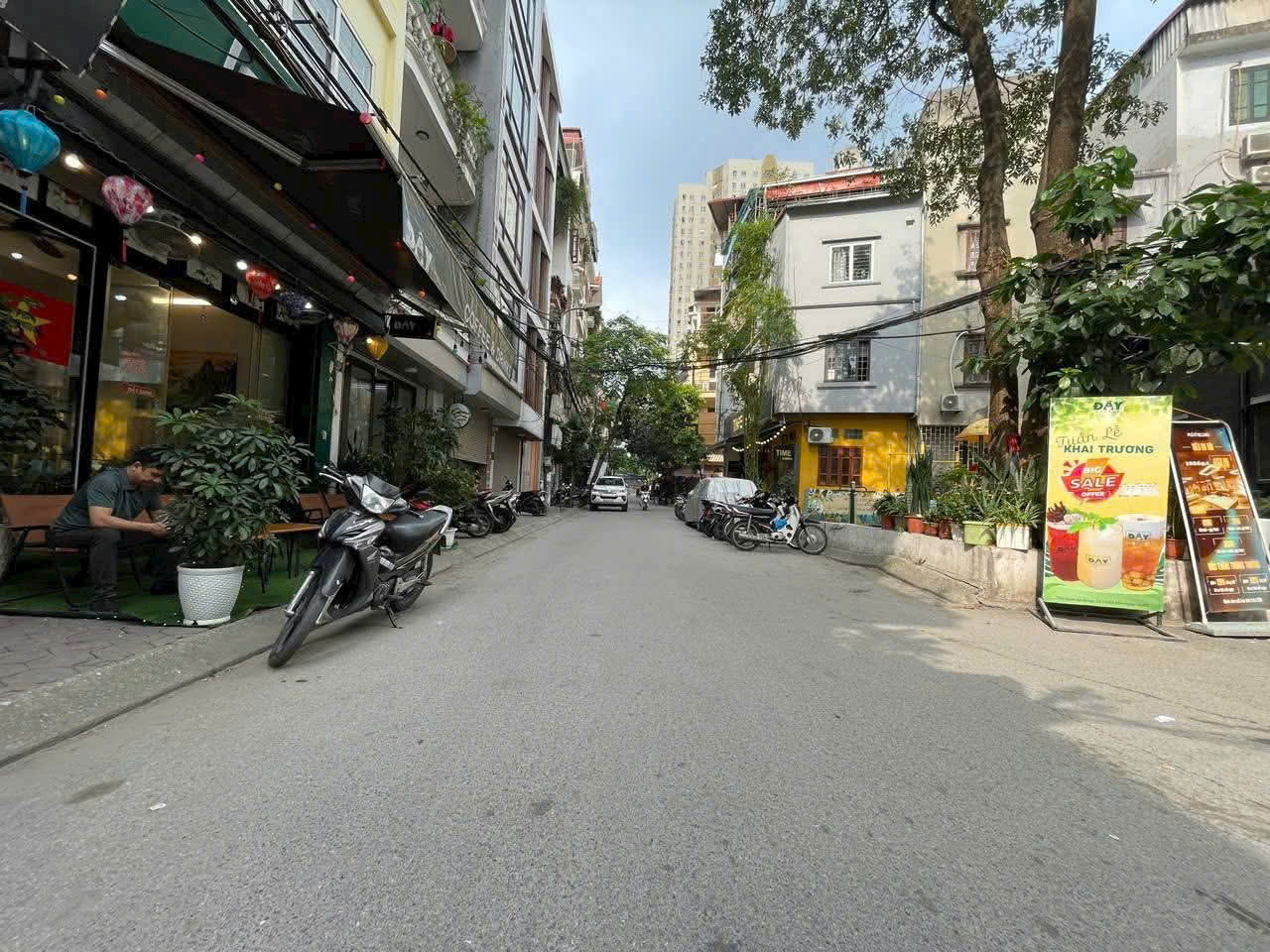 PL NGUYỄN CHÁNH - Ô TÔ - KINH DOANH DT 54m2 3 tầng MT 4.2m Giá 23 tỷ - Ảnh 3