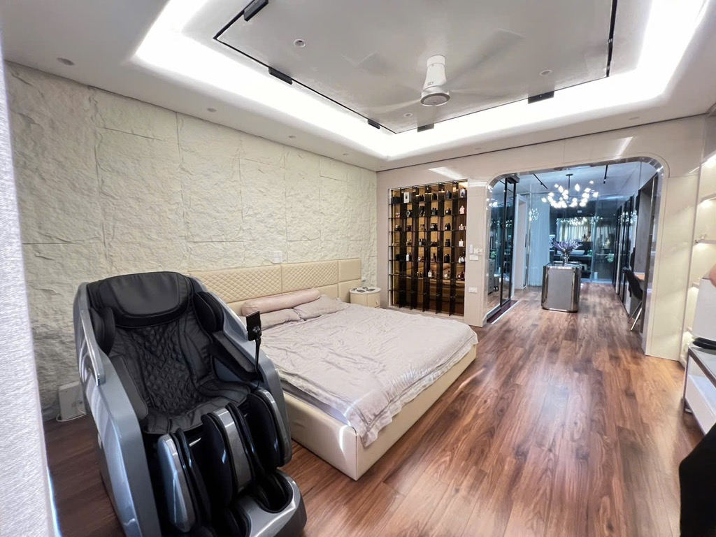 ĐẲNG CẤP 5 SAO LÔ GÓC 7 TẦNG THANG MÁY - ĐỀN LỪ- NỘI THẤT TIỀN TỶ  GIÁ 23 TỶ - Ảnh 2