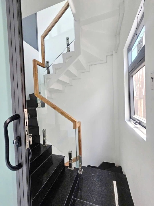 Nhà góc mới 3 tầng sát đường Nguyễn Duy P12Q8. Giá: 3.6 tỷ TL - Ảnh 4