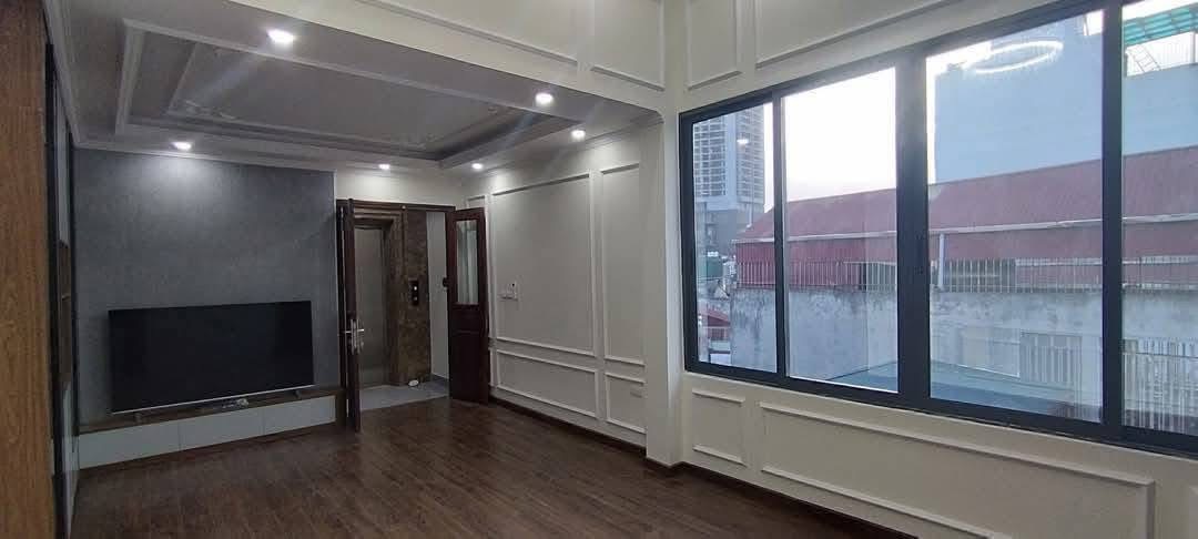 MẶT NGÕ NGUYỄN VĂN HUYÊN - 20M RA PHỐ - ÔTÔ VÀO NHÀ - GIÁ 19 TỶ - Ảnh 3