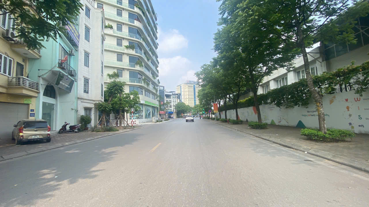 TẦM TIỀN, NHÀ ÁI MỘ 40M, 6T, MT6M, NỞ HẬU, THANG MÁY, TẶNG NỘI THẤT, 10M RA Ô TÔ TRÁNH. - Ảnh 1