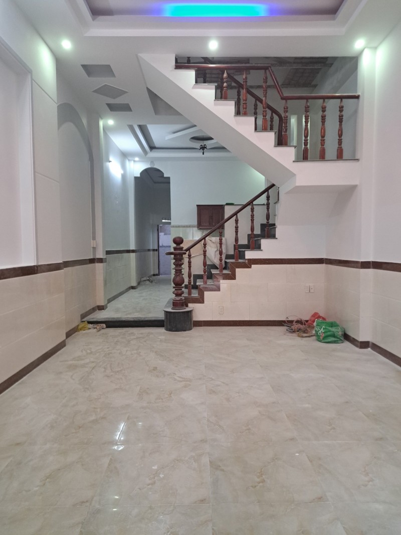 Bán nhà Trệt Lầu Đông Hòa,đường_Sân xe hơi,cách đường lớn chỉ 50m - Ảnh 4