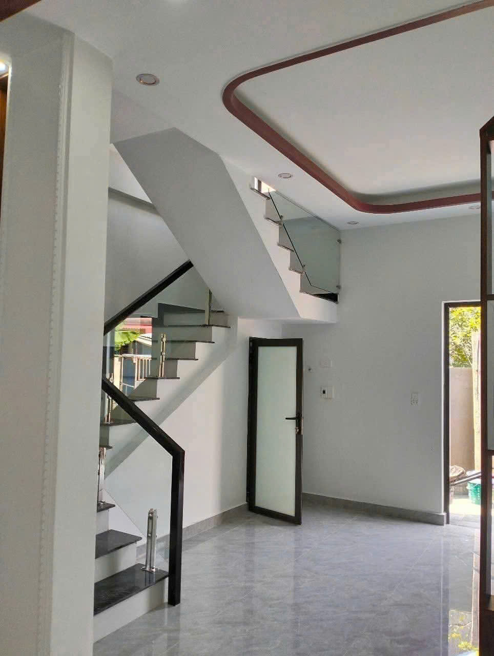 BÁN NHÀ 3 TẦNG CHỢ ĐÔNG LÃM - Ô TÔ ĐỖ CỬA - CÓ SÂN RIÊNG - Ảnh 2