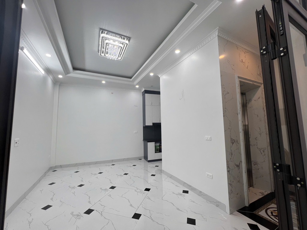 BÁN NHÀ PHỐ VỌNG, 10M RA MẶT PHỐ, THANG MÁY, DT 36M2, 8.9 TỶ - Ảnh 3