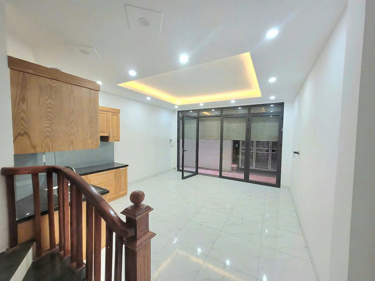 BÁN NHÀ HÀ ĐÔNG - MỚI ĐẸP - Ô TÔ ĐỖ CỬA - SỔ ĐỎ LÂU DÀI - Ảnh 2