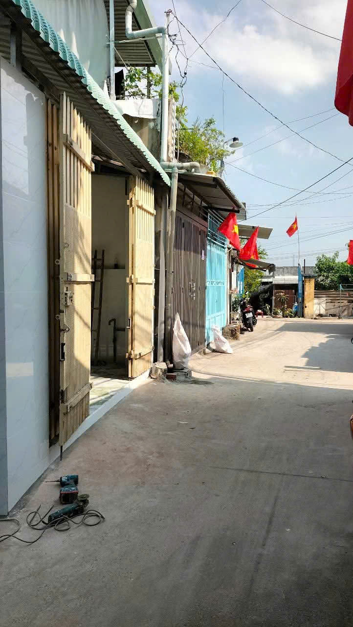 NHÀ MỚI ĐẸP – XE HƠI VÀO TẬN NƠI – ĐÔNG THẠNH, HÓC MÔN – GIÁ CHỈ 2 TỶ 650 - Ảnh 1