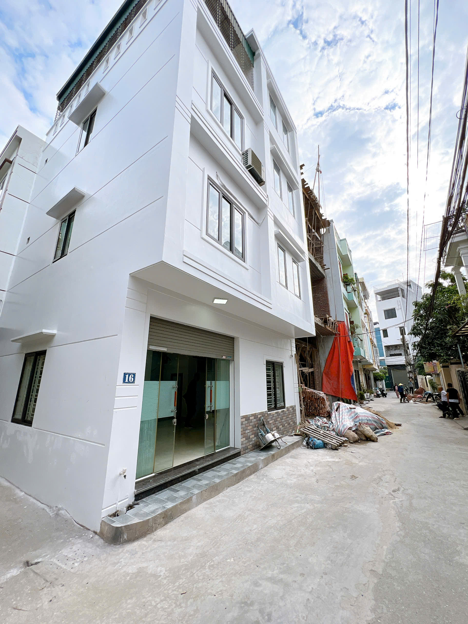 Bán nhà Thiên Lôi, 45m 4 tầng, lô góc, ô.tô đỗ cửa cả ngày, giá 4.65 tỉ - Ảnh 1