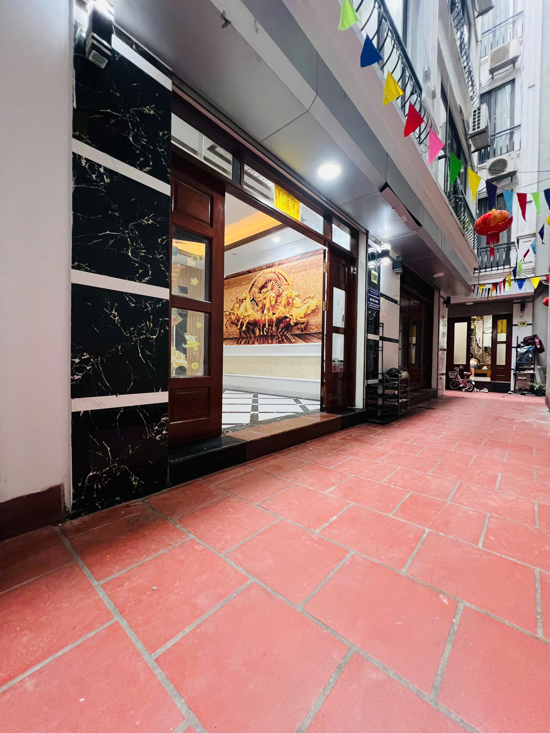🏡 CỰC PHẨM NHÀ ĐẸP TRUNG TÂM LẠC LONG QUÂN – FULL NỘI THẤT - Ảnh 1