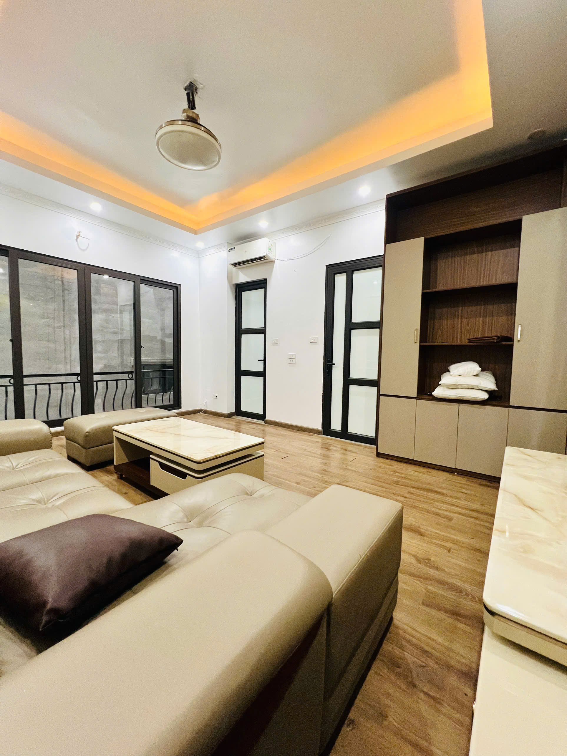 🏡 CỰC PHẨM NHÀ ĐẸP TRUNG TÂM LẠC LONG QUÂN – FULL NỘI THẤT - Ảnh 2