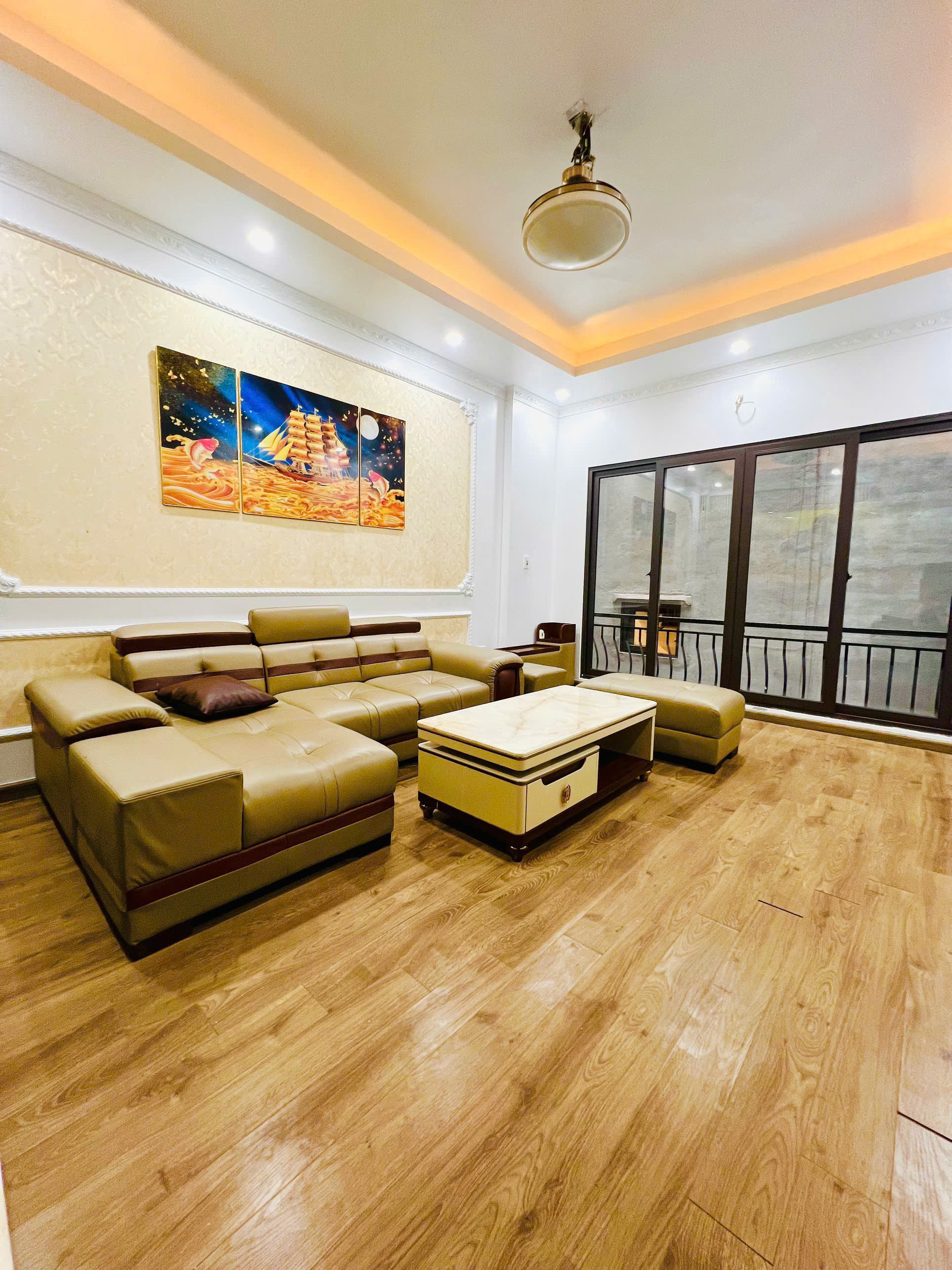 🏡 CỰC PHẨM NHÀ ĐẸP TRUNG TÂM LẠC LONG QUÂN – FULL NỘI THẤT - Ảnh 3