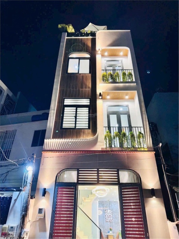 Bán nhà đường Sư Vạn Hạnh, Q.10, 80m², 3 tầng, 4PN, 9,x tỷ - Ảnh chính