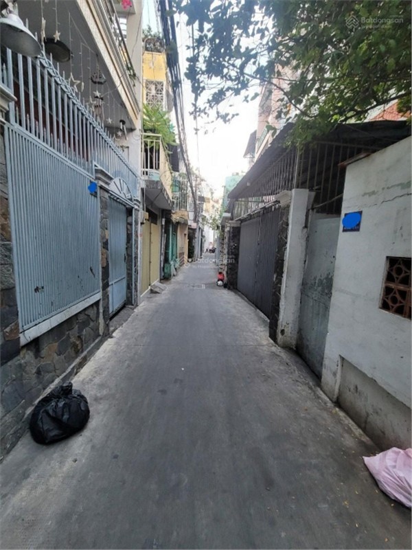 Bán nhà 72m², đường Cách Mạng Tháng Tám, Q.10, 2 tầng, 7,x tỷ - Ảnh chính