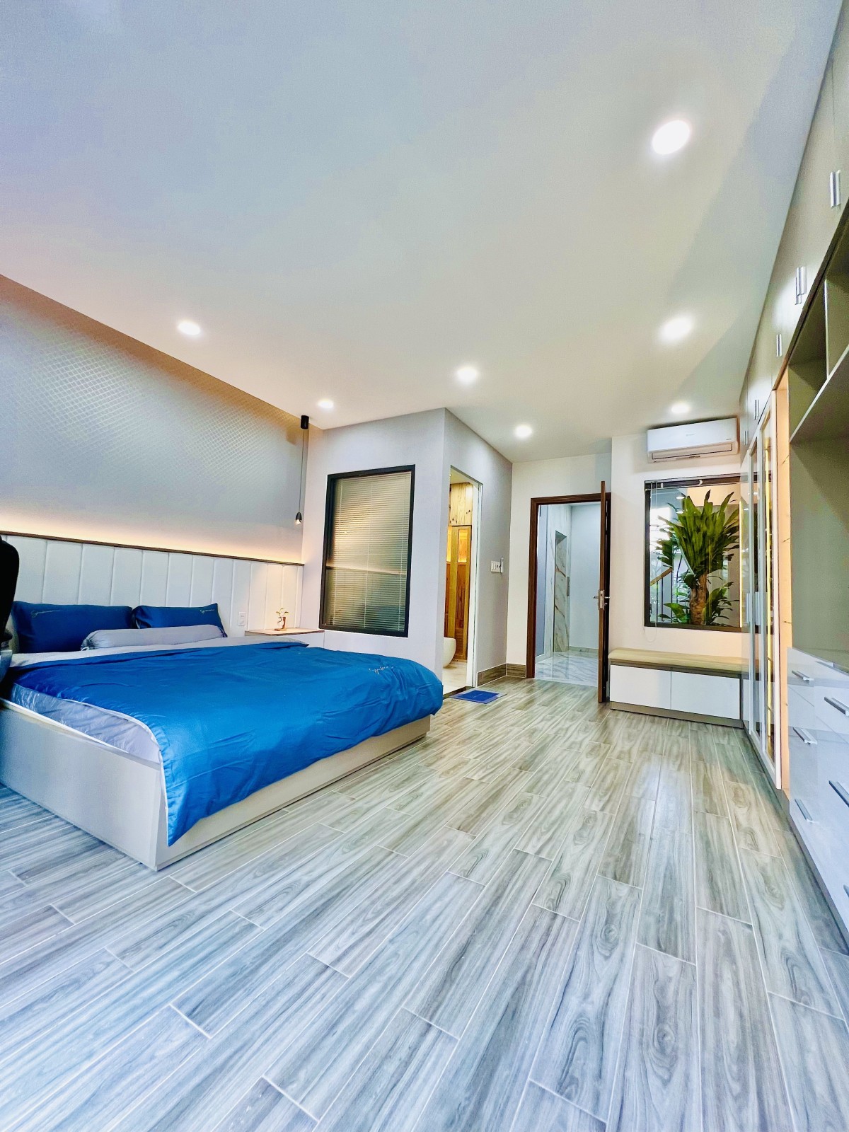 Siêu phẩm 5 lầu mới có T.máy ngang 5m 60m2 vài bước đi siêu thị Emart Phan Huy Ích 9.8 tỷ. - Ảnh 2