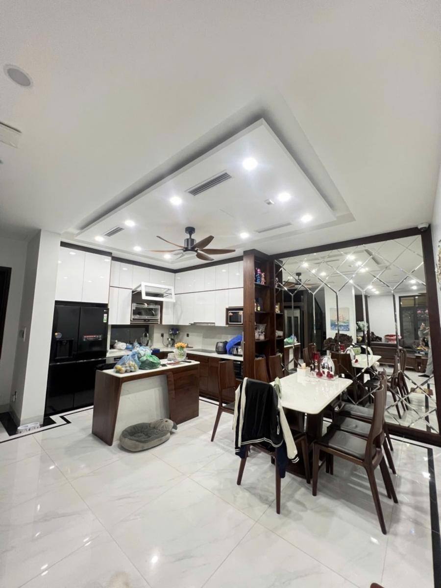 VIP - BIỆT THỰ MỚI CỰC ĐẸP KHU KIM ĐỒNG, YÊN TĨNH, THOÁNG MÁT, THANG MÁY NHẬP KHẨU, NỘI THẤT XỊN - Ảnh 2