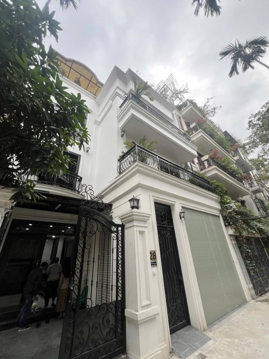 VIP - BIỆT THỰ MỚI CỰC ĐẸP KHU KIM ĐỒNG, YÊN TĨNH, THOÁNG MÁT, THANG MÁY NHẬP KHẨU, NỘI THẤT XỊN - Ảnh 1