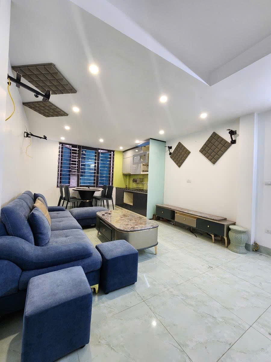 Bán nhà Qua Nhân - Mặt ngõ kinh doanh 40m ra phố sát doanh trại Quân Đội chỉ hơn 8 tỷ - Ảnh 1