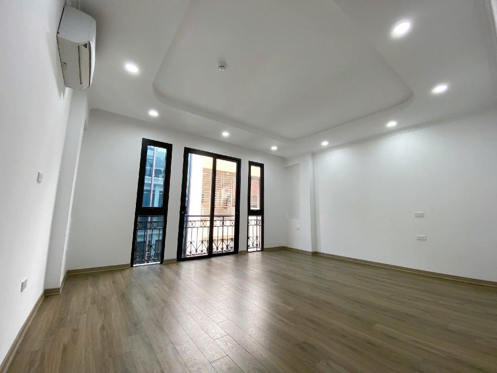 (Tin thật 100%). Bán nhà 2 mặt tiền 68m2 x 7T tại Trần Vỹ - Phân lô ô tô tránh - Dòng tiền 1 tỷ/năm - Ảnh 1