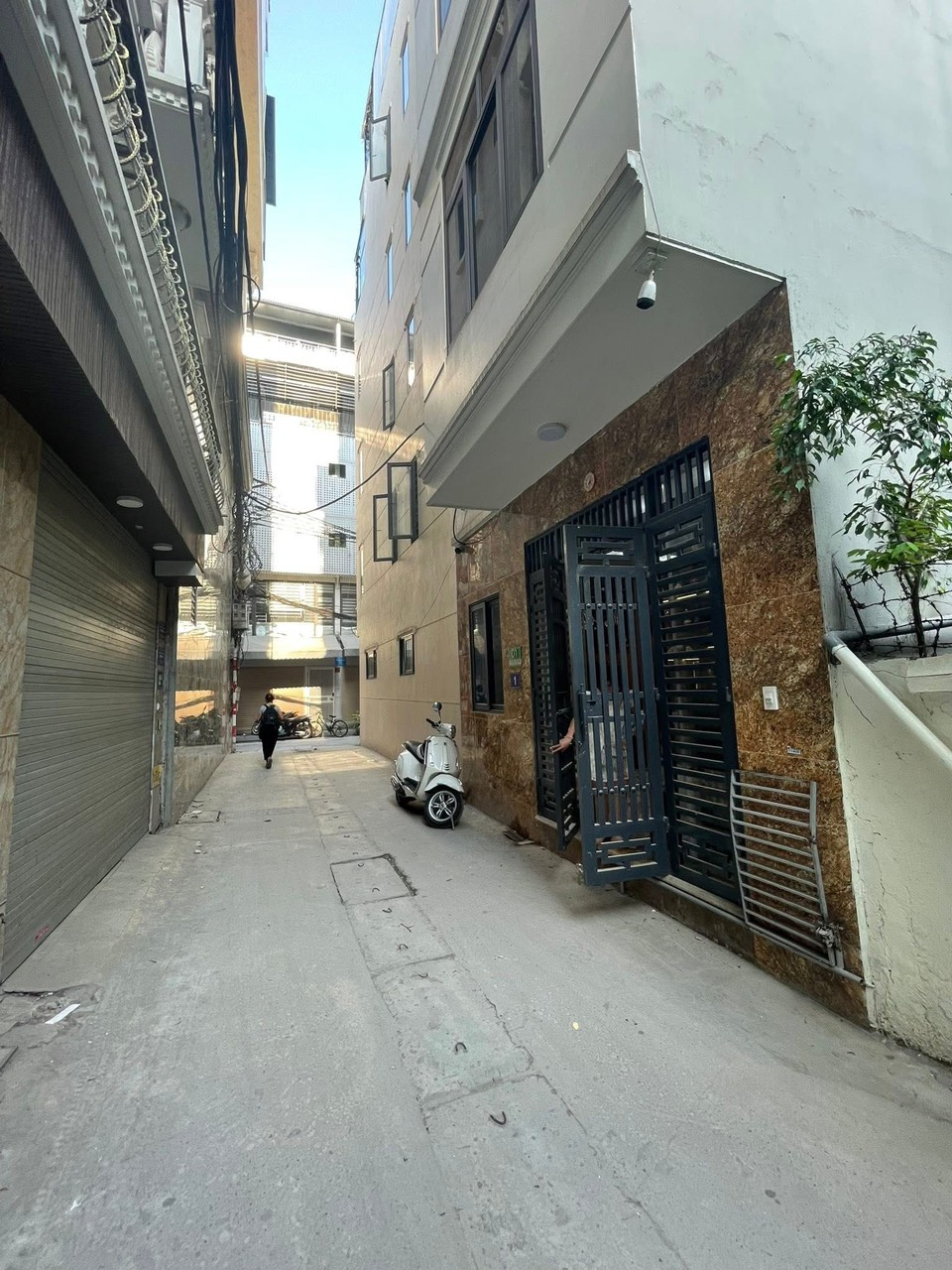NHÀ ĐẸP HOÀNG ĐẠO THÀNH - ÔTÔ ĐỖ CỬA - 6 TẦNG THANG MÁY - GIÁ 10 TỶ - Ảnh chính